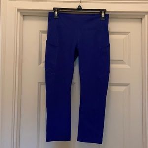 Lululemon crops like new!
